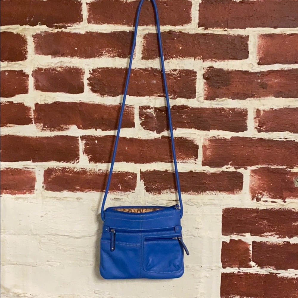 Tignanello Cross Body purse blue 8”x9.5”